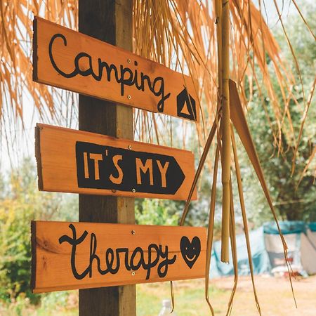 Olive Camping Himare Esterno foto