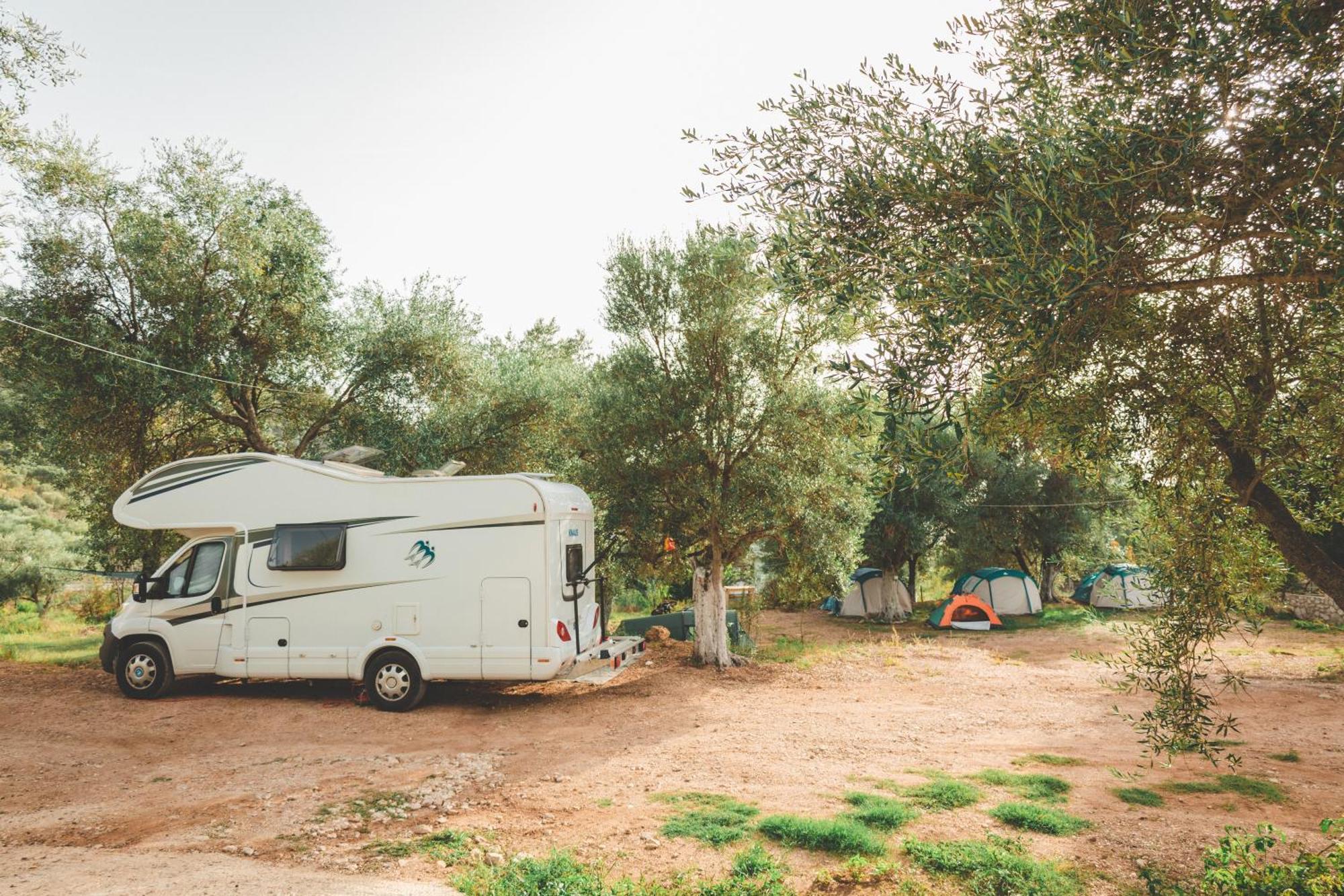 Olive Camping Himare Esterno foto